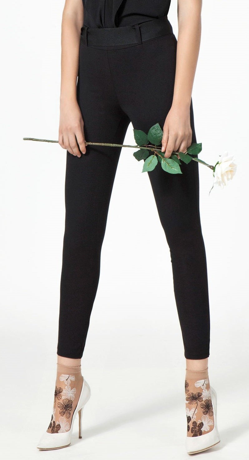 Buy Women High-Rise Black Treggings with Detachable Waist Belt