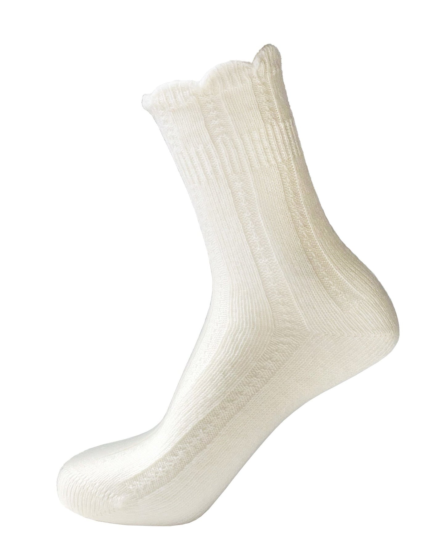 Bonnie Doon Girly Cashmere Socks - Soft and warm cream ribbed knit thermal ankle socks with a scalloped edge, plain sole and flat toe seam. 