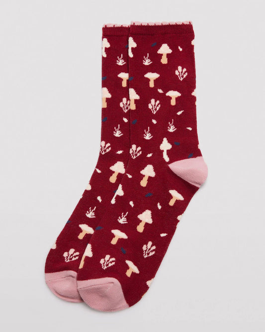 Ysabel Mora 12206 Mushroom Socks - Wine crew length cotton ankle socks with an all over pattern of mushrooms and fungi in cream, pale peach and navy with a pale pink scalloped edge elasticated cuff, pale pink shaped heel and flat toe seam.