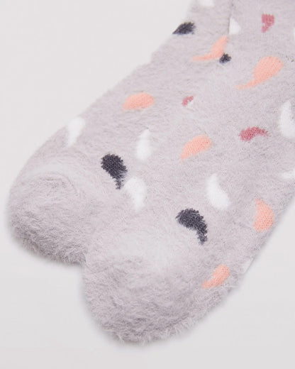 Ysabel mora 12227 Fluffy Feather Socks - Fluffy and warm light pale grey crew length socks with a feather style pattern in white, dirty pink, peach and dark grey, toe detail.