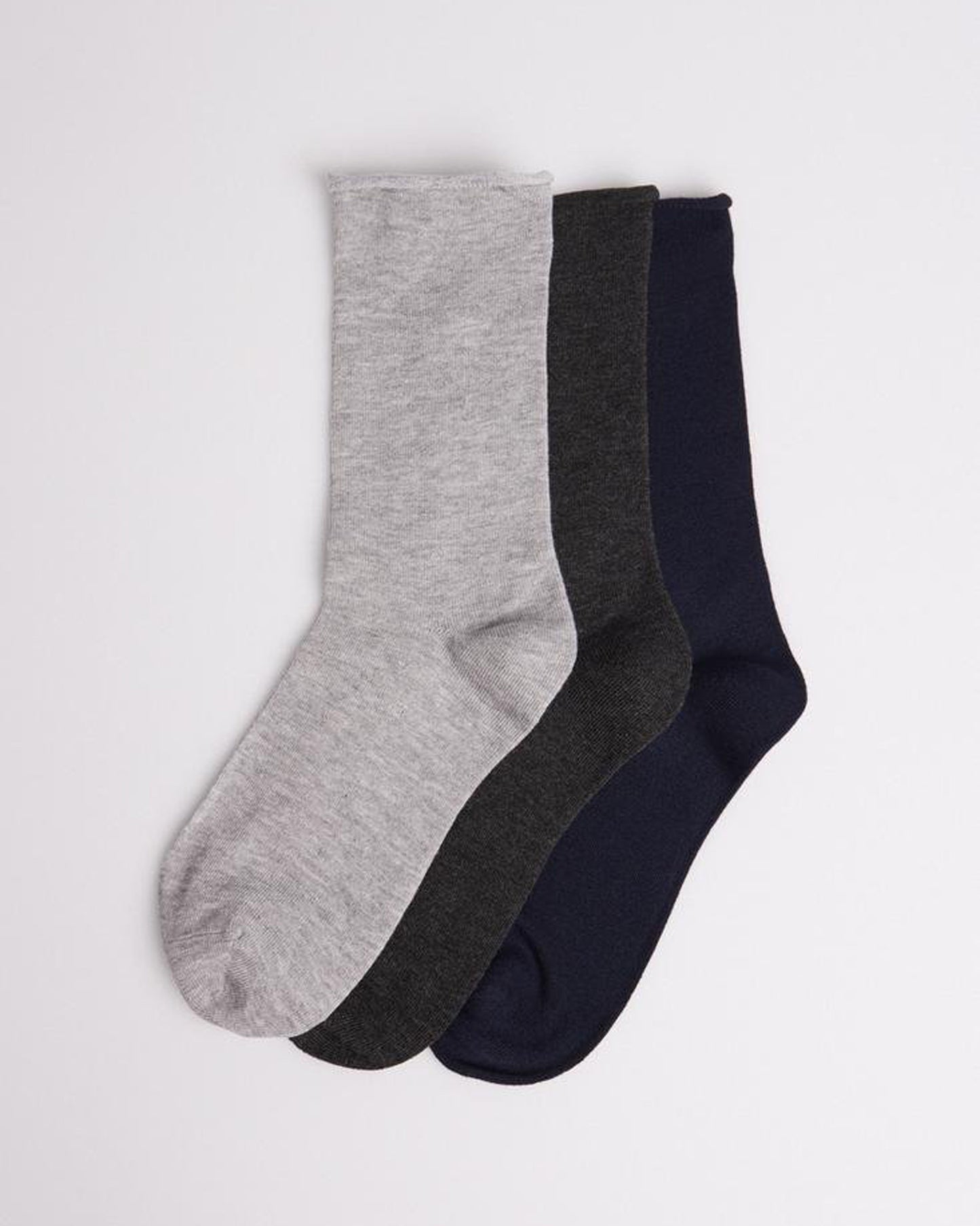 Ysabel Mora - 12739 Warm Bambu - no cuff roll top bamboo ankle socks, breathable and warm in the Winter in light grey, dark grey and navy blue.