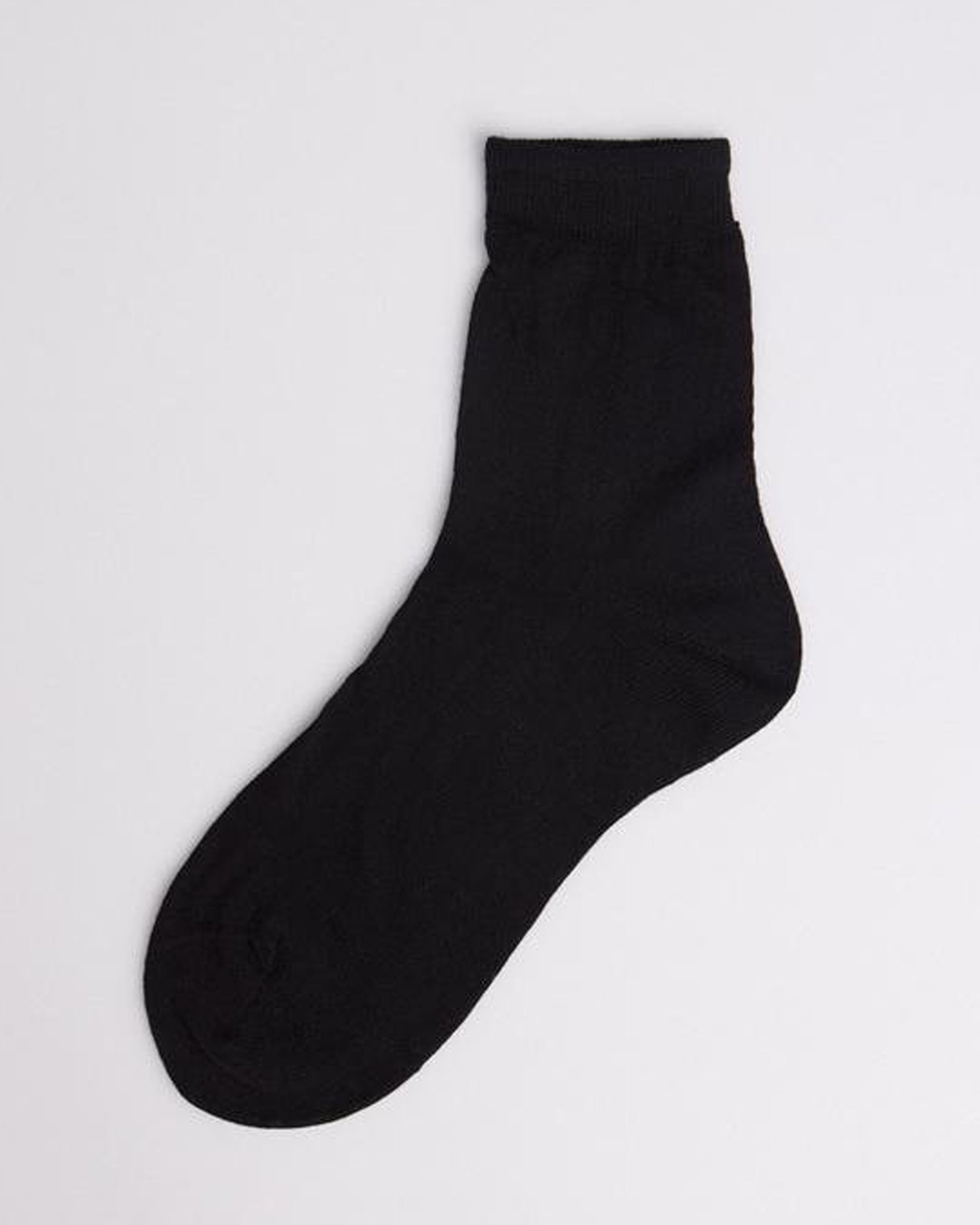 Ysabel Mora 12781 All Cotton Sock - Light 100% cotton black ankle socks with anti-pressure cuff, shaped heel and flat toe seams.