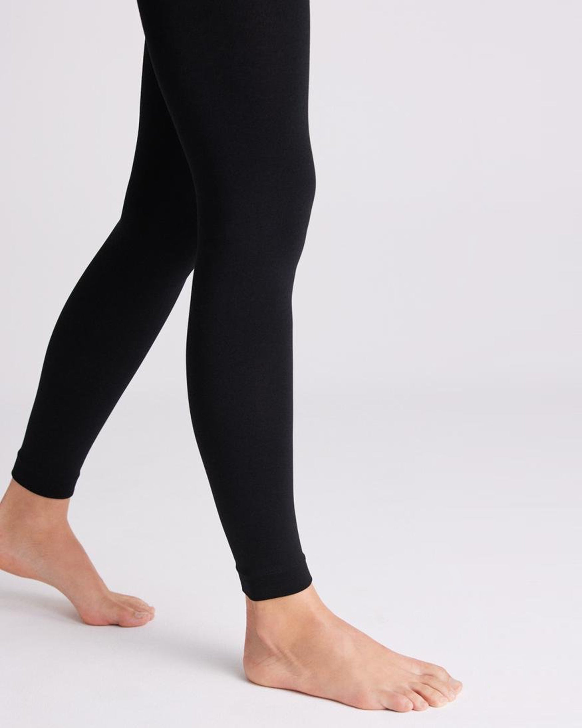 Ysabel Mora 13841 Thermal Fleece Lined Footless Tights in black (negro) Detail