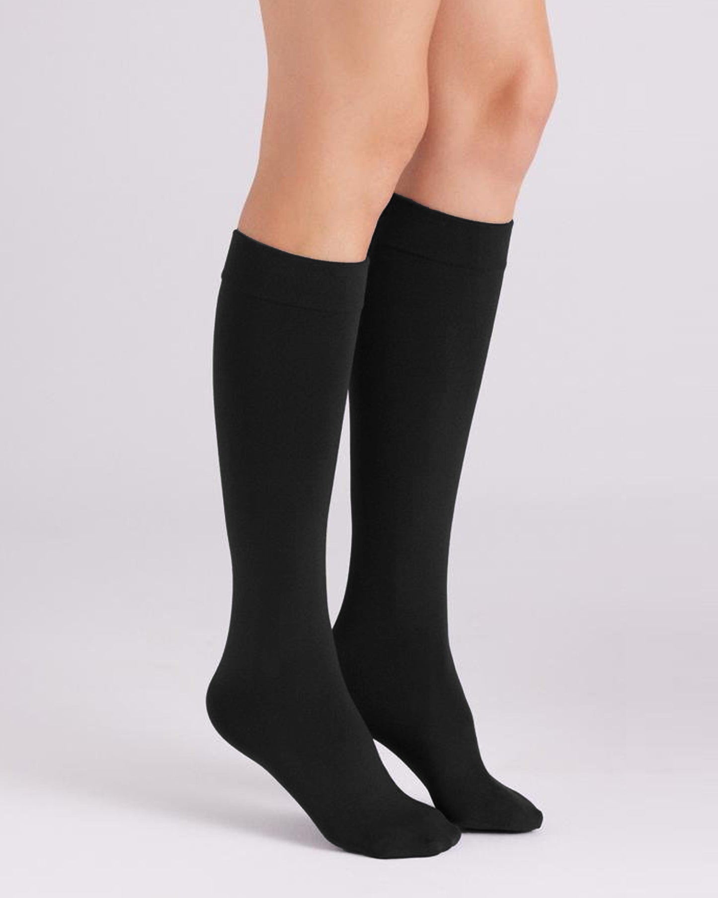 Ysabel Mora 15841 Thermal Minimedia - warm fleece lined knee-high socks in black.