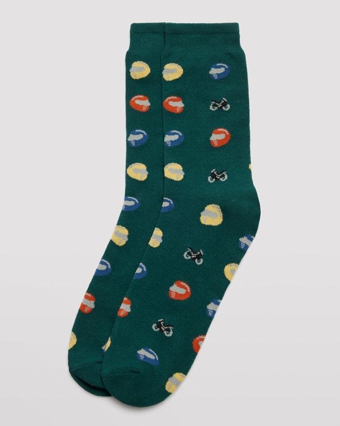 Ysabel Mora 22154 Motorbike Sock - Men's green cotton crew length ankle socks with an all over pattern of multicoloured motor cycling helmets and motorbikes with soft anti-pressure cuffs.