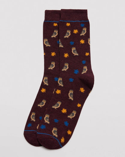 Ysabel Mora 22155 Owl Socks - Brown crew length men's cotton ankle socks with an all over pattern of owls and leaves in shades of brown, beige, mustard and blue, with a blue stripe on cuff and toe, flat toe seam, shaped heel and deep comfort cuff.