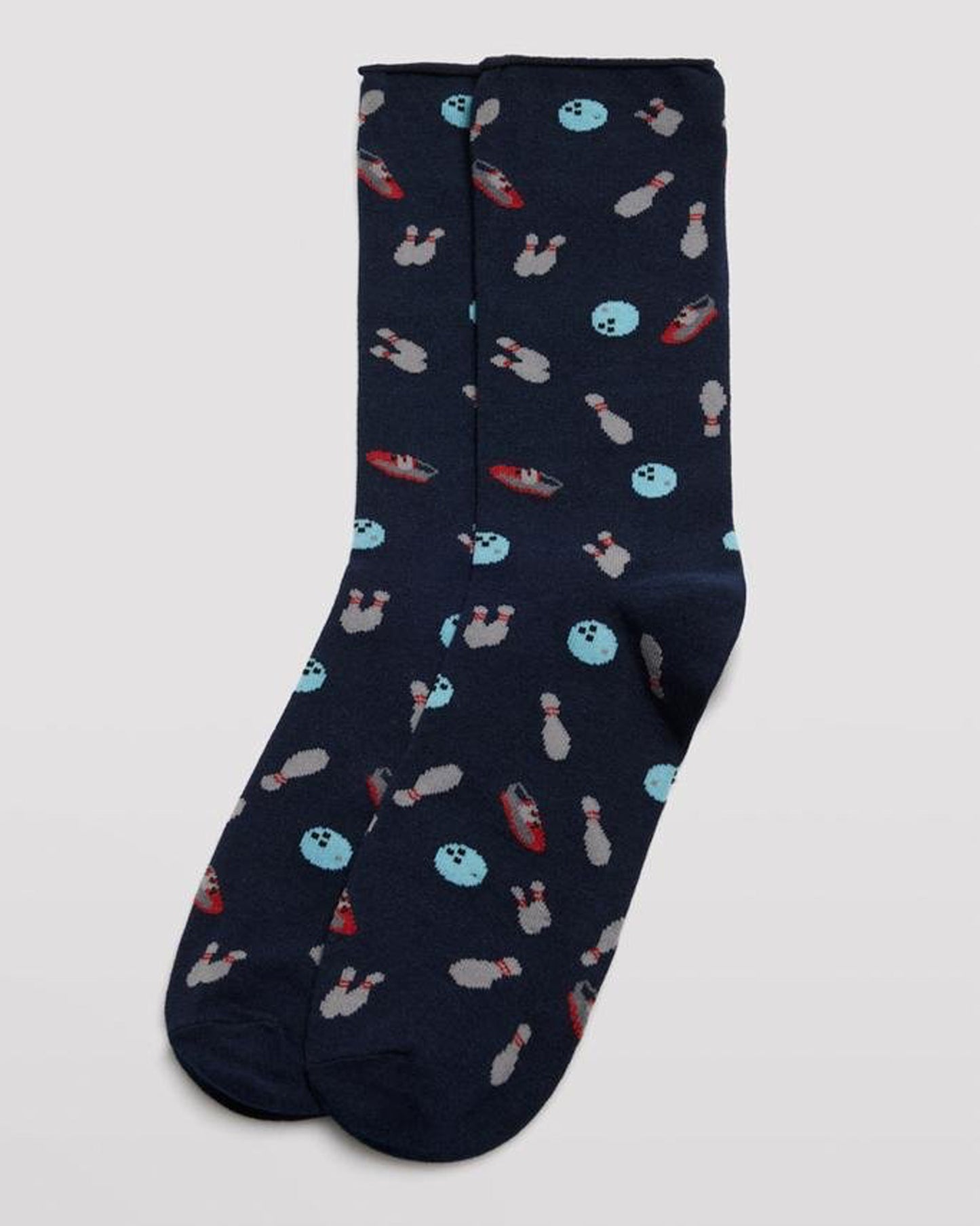 Ysabel Mora 22160 Bowling SockMen's navy cotton crew ankle socks with an all over bowling themed pattern of bowling balls, shoes and pins with no cuff roll top anti-pressure edge.