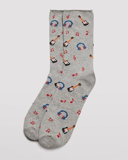 Ysabel Mora 22160 Music Sock  Light grey men's cotton crew ankle socks with an all over music themed pattern of musical notes, electric guitars and headphones with no cuff roll top anti-pressure edge.