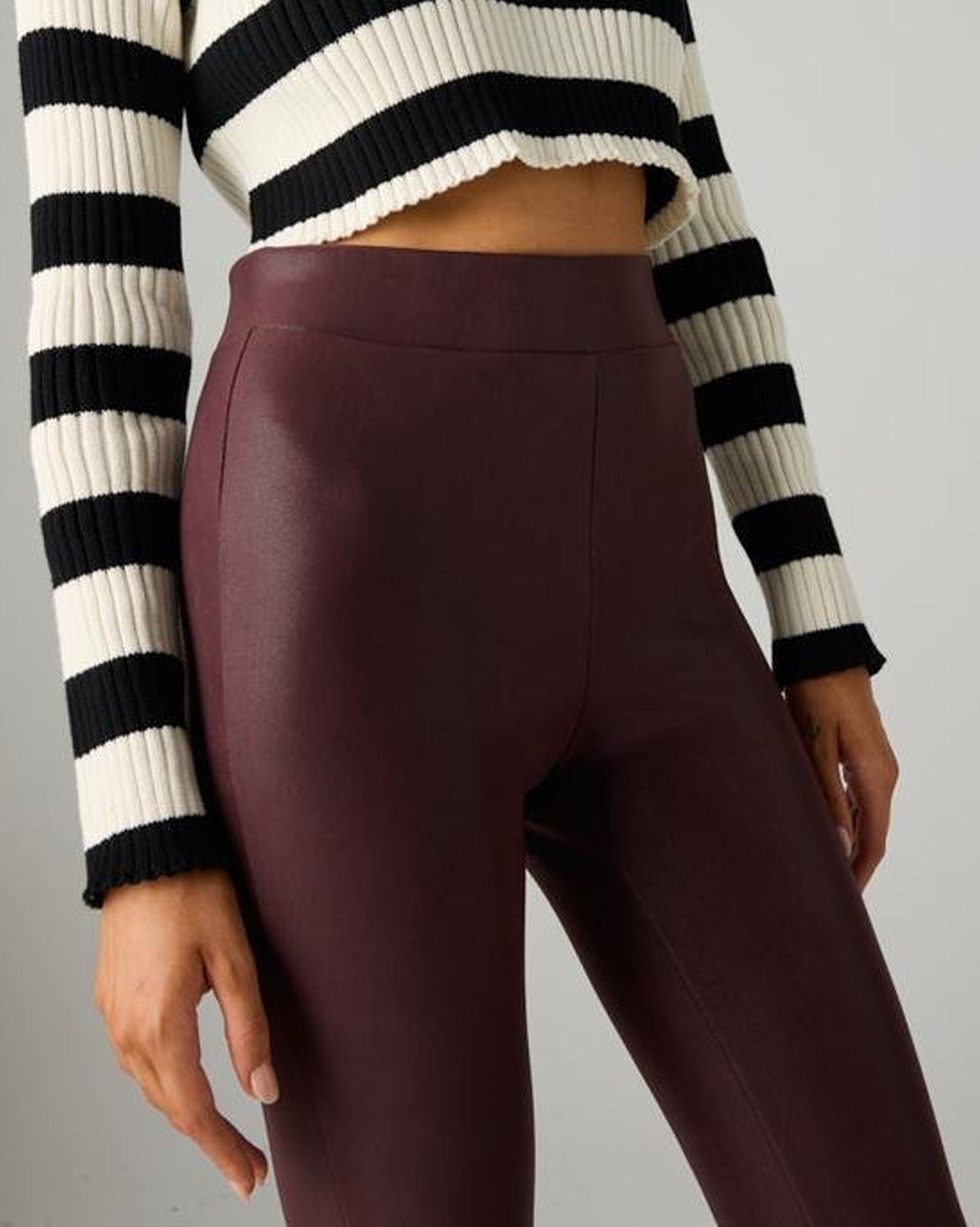 Ysabel Mora 70293 Waxed Thermal Leggings - Dark purple/aubergine high waisted thermal trouser leggings with waxed effect print and warm plush fleece lining. Close up.