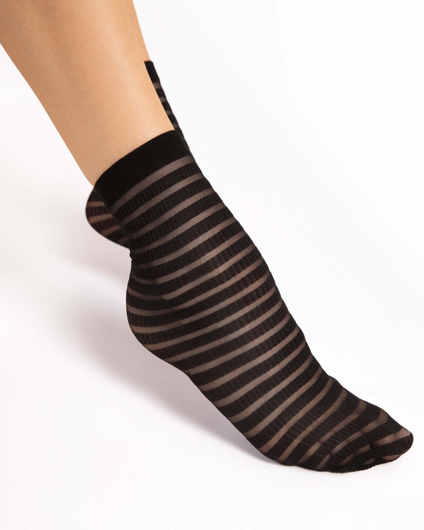 Fiore Izzy 20 Den - Black fashion ankle socks with a sheer and opaque ribbed horizontal stripe pattern and plain elasticated cuff.