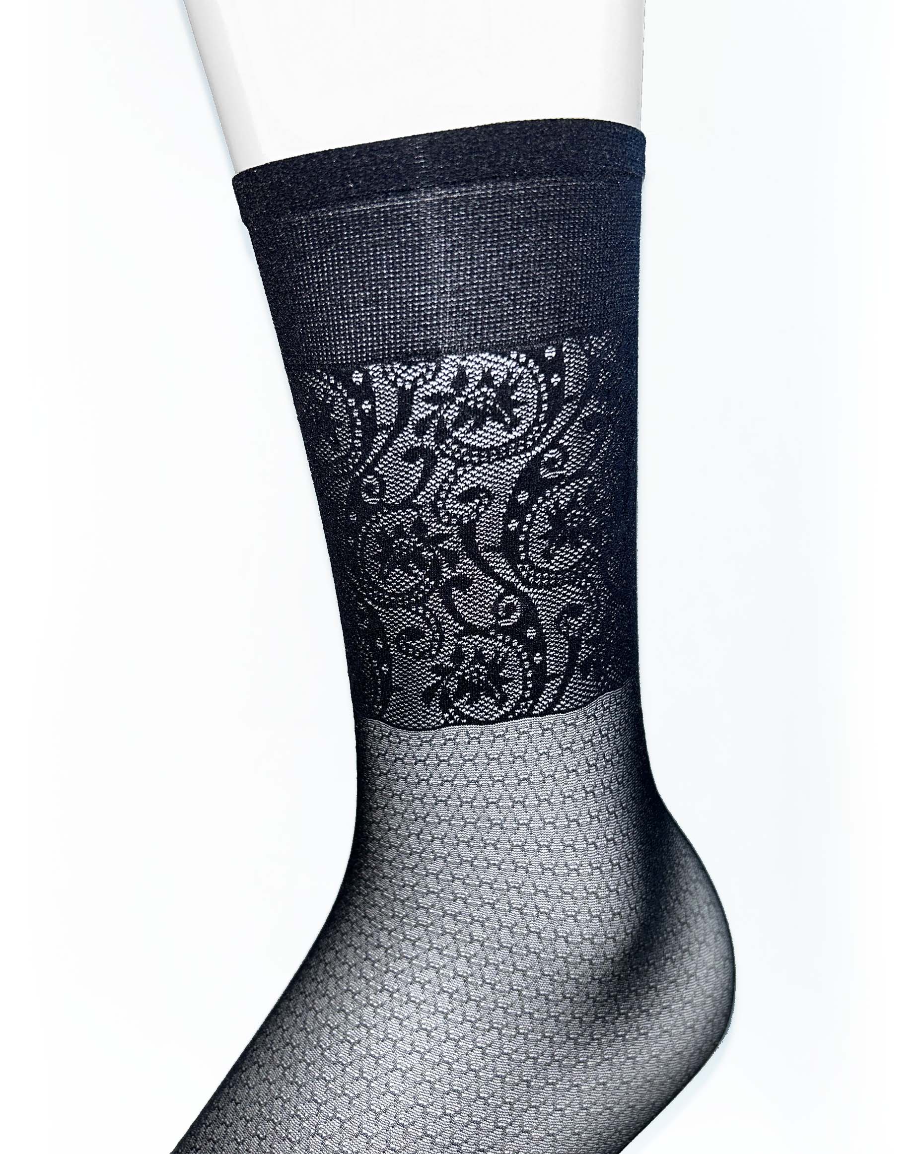 Omsa Gallantly Calzino - Sheer black fashion ankle socks with an enclosed fishnet or honeycomb style pattern, swirly floral lace style design around the ankle and plain deep elasticated comfort cuff, detail.