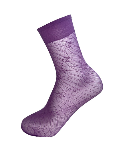 Omsa Grace Calzino - Sheer lilac purple fashion ankle socks with an all over messy scribbly linear style pattern and deep comfort cuff.