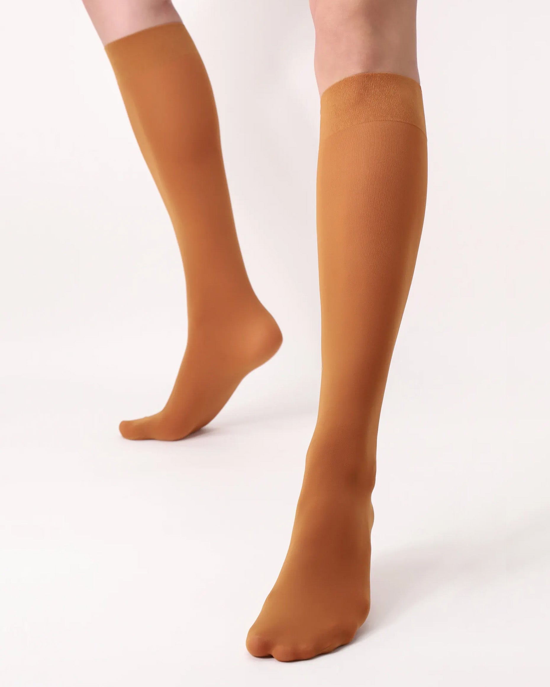 Oroblù All Colors Knee-Highs - Soft opaque rust orange knee-high socks with a soft deep elasticated comfort cuff.