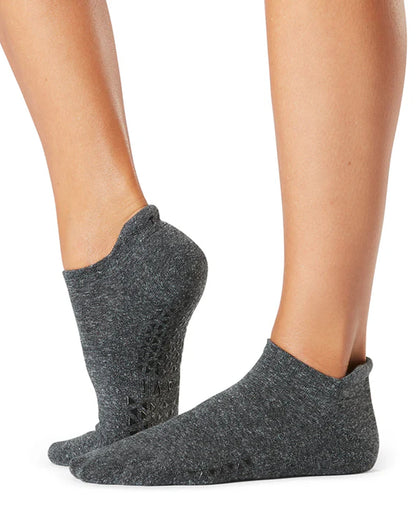 Tavi Noir Savvy Socks - dark fleck grey low ankle organic cotton yoga and pilates socks with gripper sole.