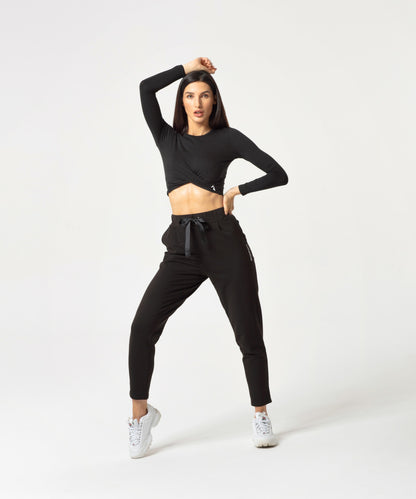 Carpatree Ultimate Tied Sweatpants - Black jogger style tracksuit bottoms with ribbon tie, elasticated waist and pockets. Made of strong stretch cotton.