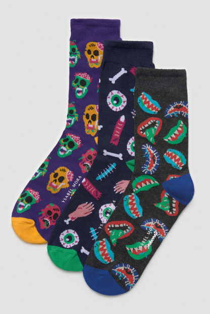 Ysabel Mora 22846 Gory Socks - Navy cotton crew length socks with an all over gruesome gory body parts pattern in shades of pink, green, blue and white, green toe and heel, perfect for Halloween.