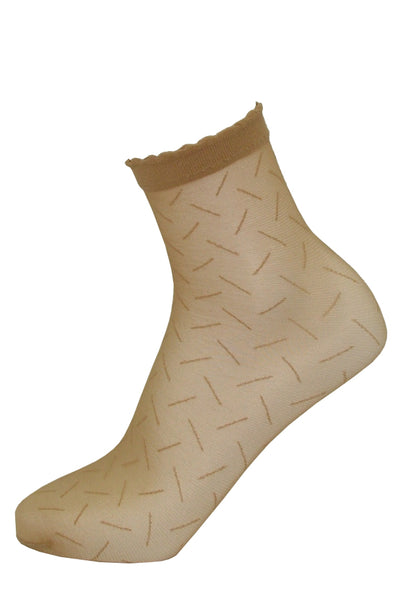 Omsa 3534 Leader Calzino - Sheer nude fashion ankle socks with a diagonal linear pattern.