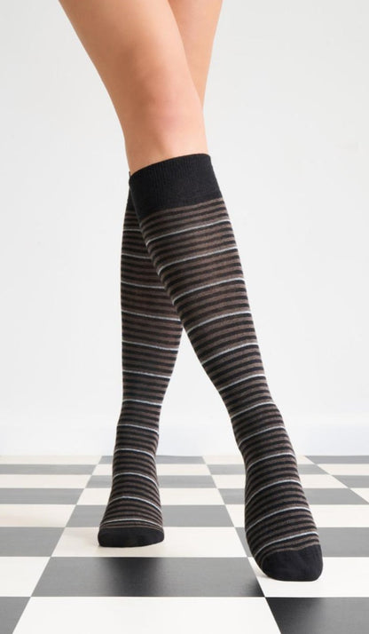 SiSi 1754 Multirighe Gambaletto - Cotton and cashmere blend knee-high horizontal striped socks in grey, black and sparkly silver.